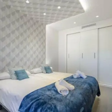 Emyla New Modern 5 Min From Pacha Villa